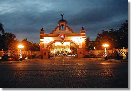 Eingansbereich des Hotels RIU Tequila