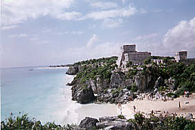 Tulum, einzige bekannte Festungsstadt der Maya am Meer