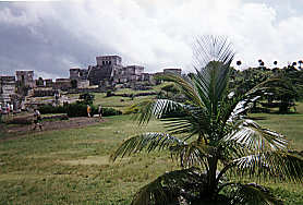 Tulum, einzige bekannte Festungsstadt der Maya am Meer